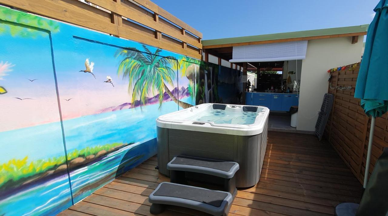 "Chez Claudia "Charmant Logement Avec Jacuzzi Privatif En Toute Intimite Sur Belle Terrasse Exterieure En Bois Et Piscine Courcelles Екстер'єр фото