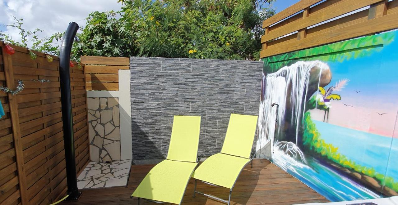 "Chez Claudia "Charmant Logement Avec Jacuzzi Privatif En Toute Intimite Sur Belle Terrasse Exterieure En Bois Et Piscine Courcelles Екстер'єр фото