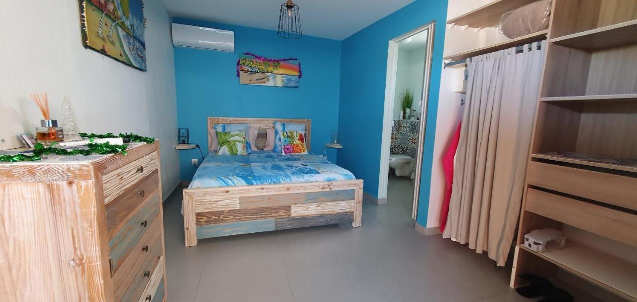 "Chez Claudia "Charmant Logement Avec Jacuzzi Privatif En Toute Intimite Sur Belle Terrasse Exterieure En Bois Et Piscine Courcelles Екстер'єр фото