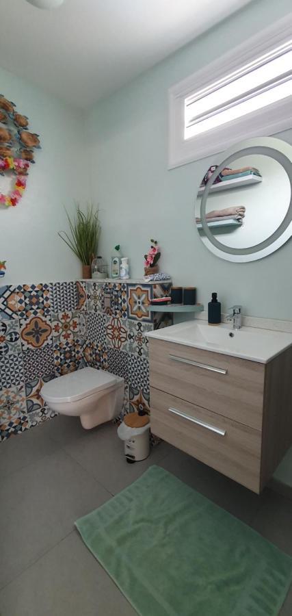 "Chez Claudia "Charmant Logement Avec Jacuzzi Privatif En Toute Intimite Sur Belle Terrasse Exterieure En Bois Et Piscine Courcelles Екстер'єр фото
